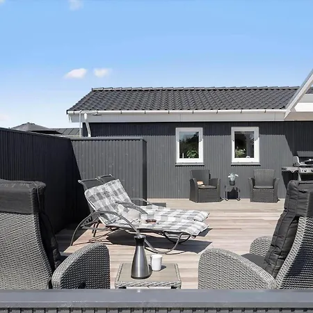 Lk1896-lokken-ostergardsvej-55 Holiday home *